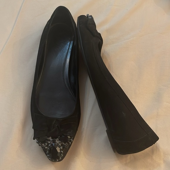 Enzo Angiolini black suede pointy toed flats ballerinas jewel decoration on toe - Picture 2 of 6